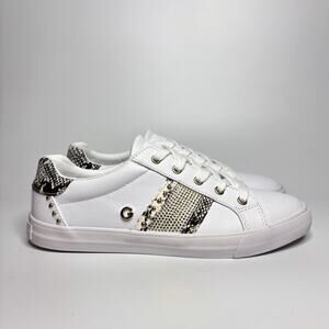 GBG Los Angeles Women's Madsin Casual Lace-Up Sneakers in White/Natural